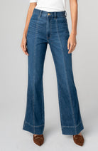 Relaxed Boot Cut Jean 32 in