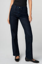 Kennedy Straight 30 in w/side seam detal